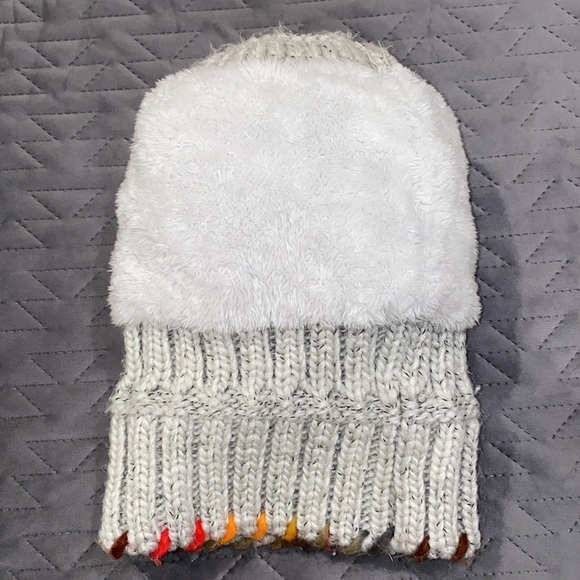 C&C BOUTIQUE Pom Beanie Fleece Lined Neutral Colors Diagonal, Chunky Knit - Picture 7 of 8